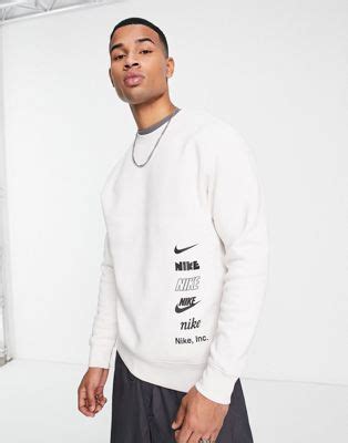 gefunden bei asos nike weißes sweatshirt|Nike – Sweatshirt in Weiß mit gestapeltem Logo .